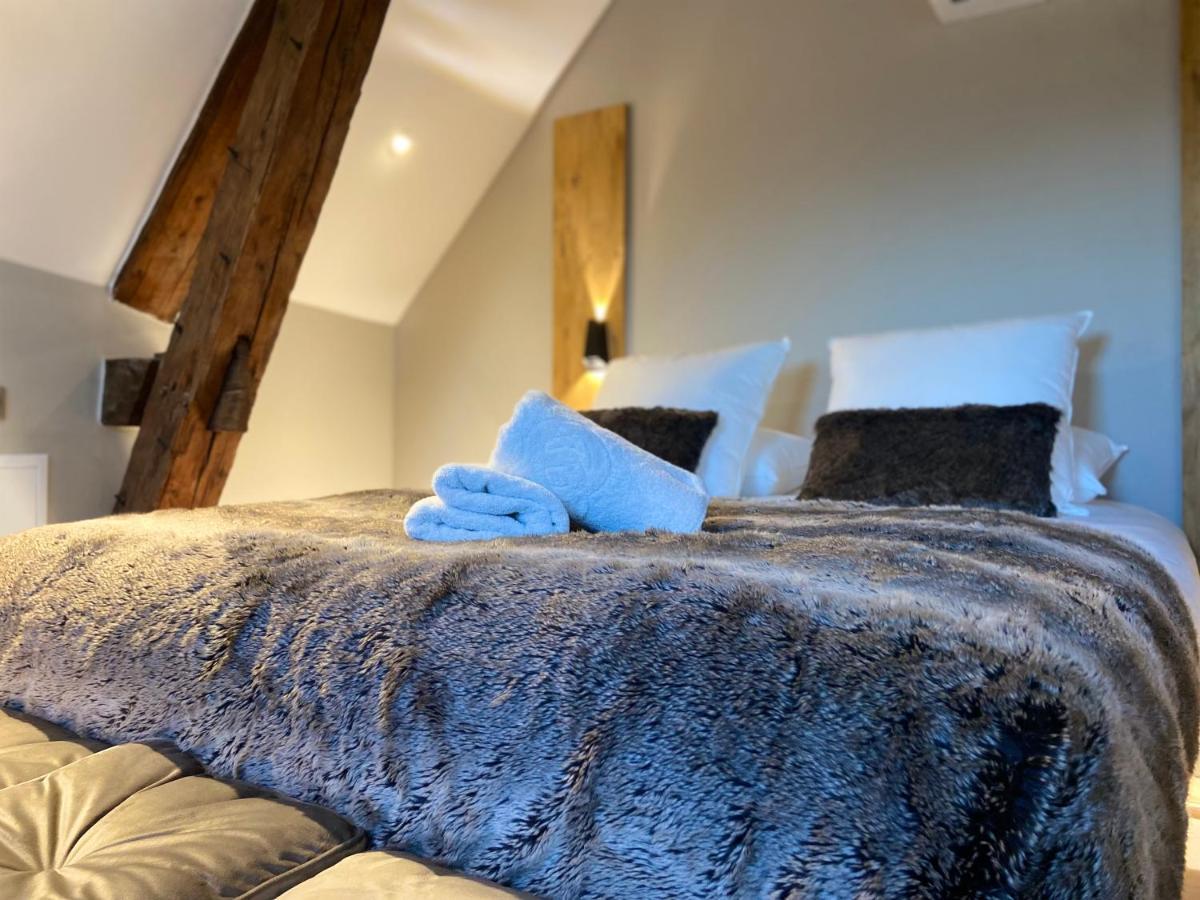 La Tour Yveline Bed & Breakfast Romans-sur-Isere Exterior photo